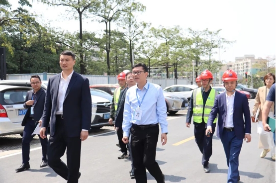北滘鎮(zhèn)黨委書(shū)記、鎮(zhèn)長(zhǎng)王德華前往騰越建科集團(tuán)佛肇分公司重點(diǎn)項(xiàng)目調(diào)研
